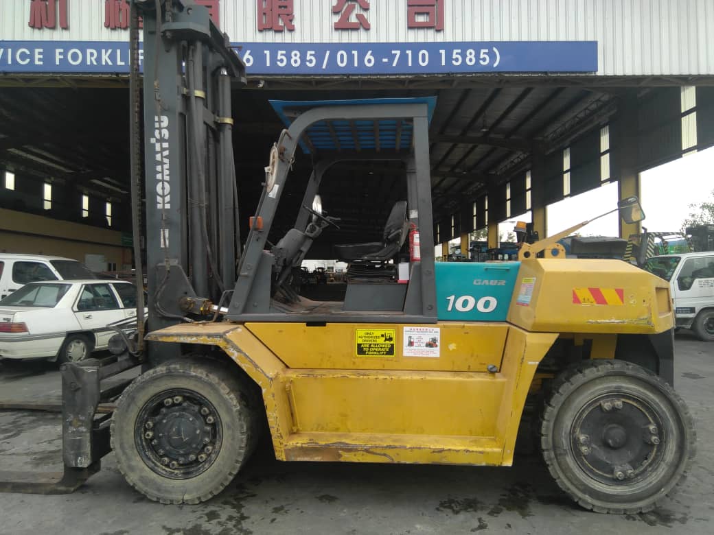 KOMATSU 10.0 TON FORKLIFT (2)