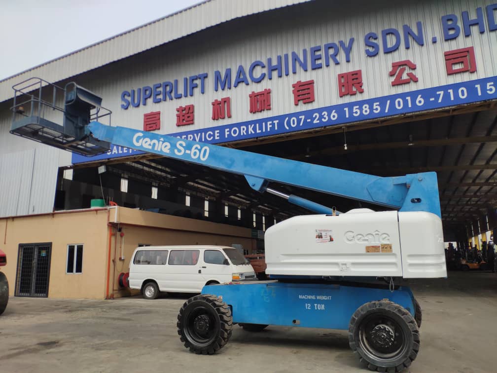 GENIE S 60 BOOMLIFT 2.jpeg