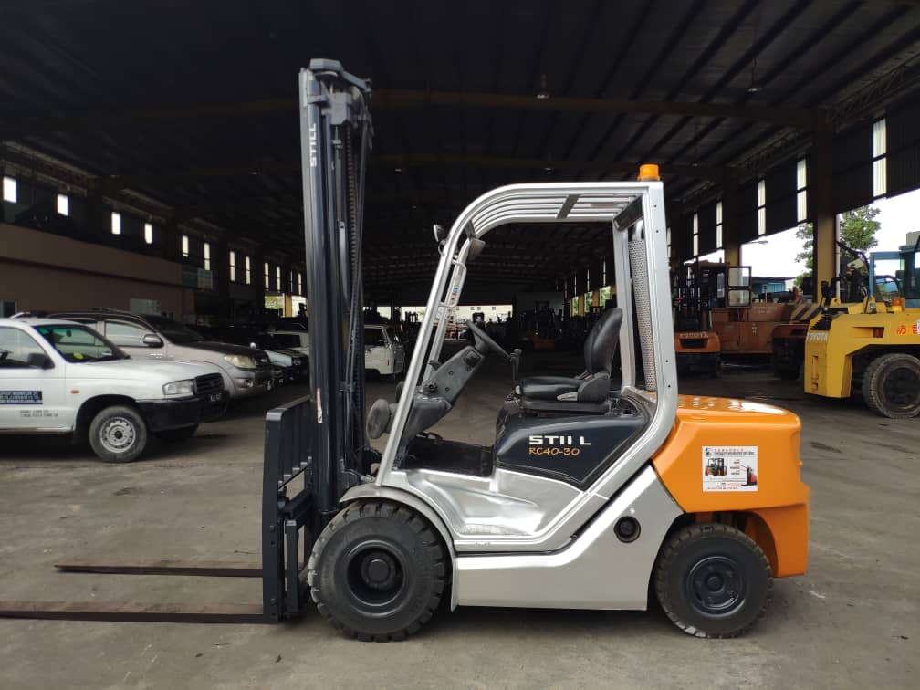 STILL 3.0 TON FORKLIFT 2.jpeg
