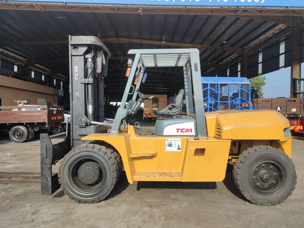 TCM 10.0 TON FORKLIFT 2 1 1.jpeg