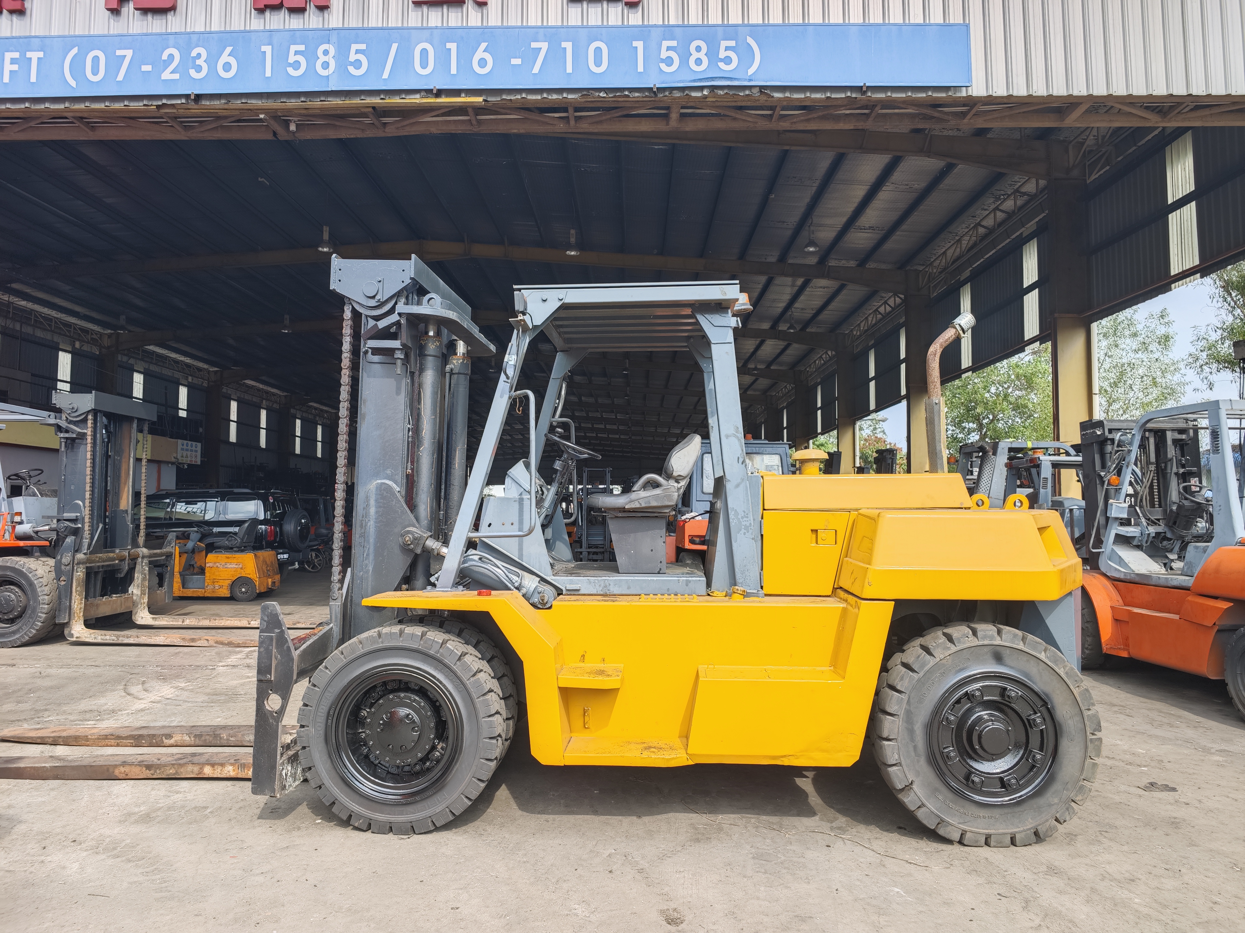 TCM 10.0 TON FORKLIFT 2 1.jpg