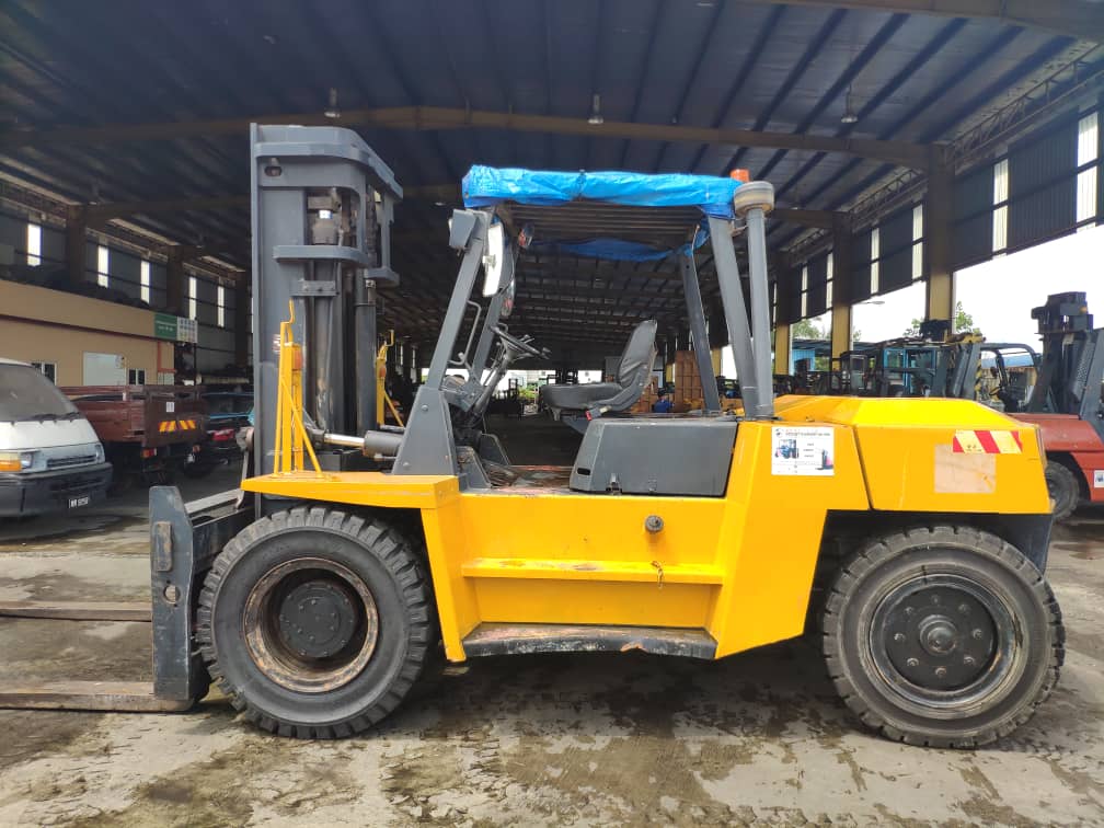 TCM 10.0 TON FORKLIFT 2 2.jpeg