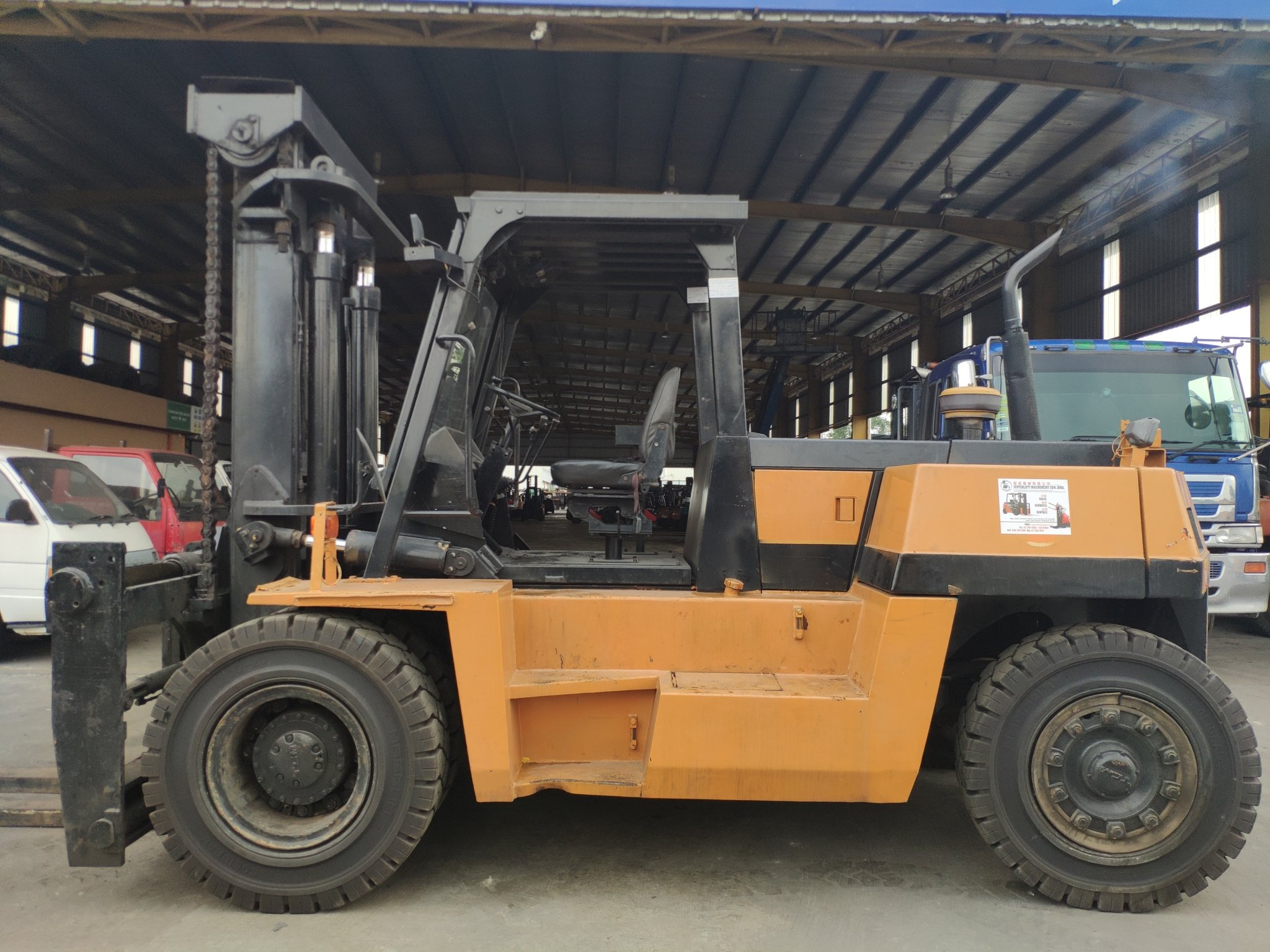 TCM 13.0 TON FORKLIFT 2.jpg