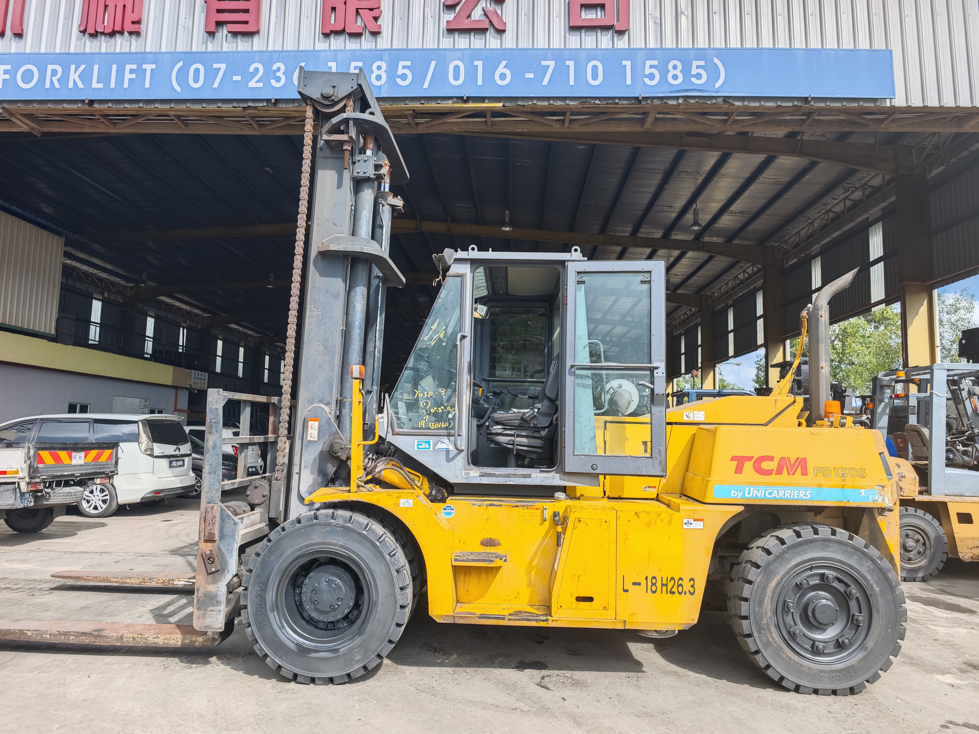 TCM 16.0 TON FORKLIFT 2.jpg