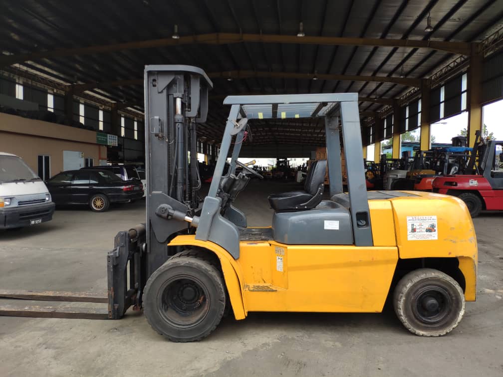 TCM 5.0 TON FORKLIFT 2.jpeg