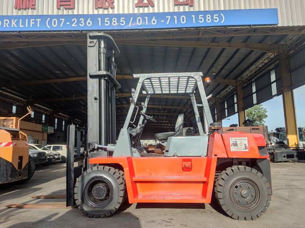 TCM 7.0 TON FORKLIFT 2 2.jpeg